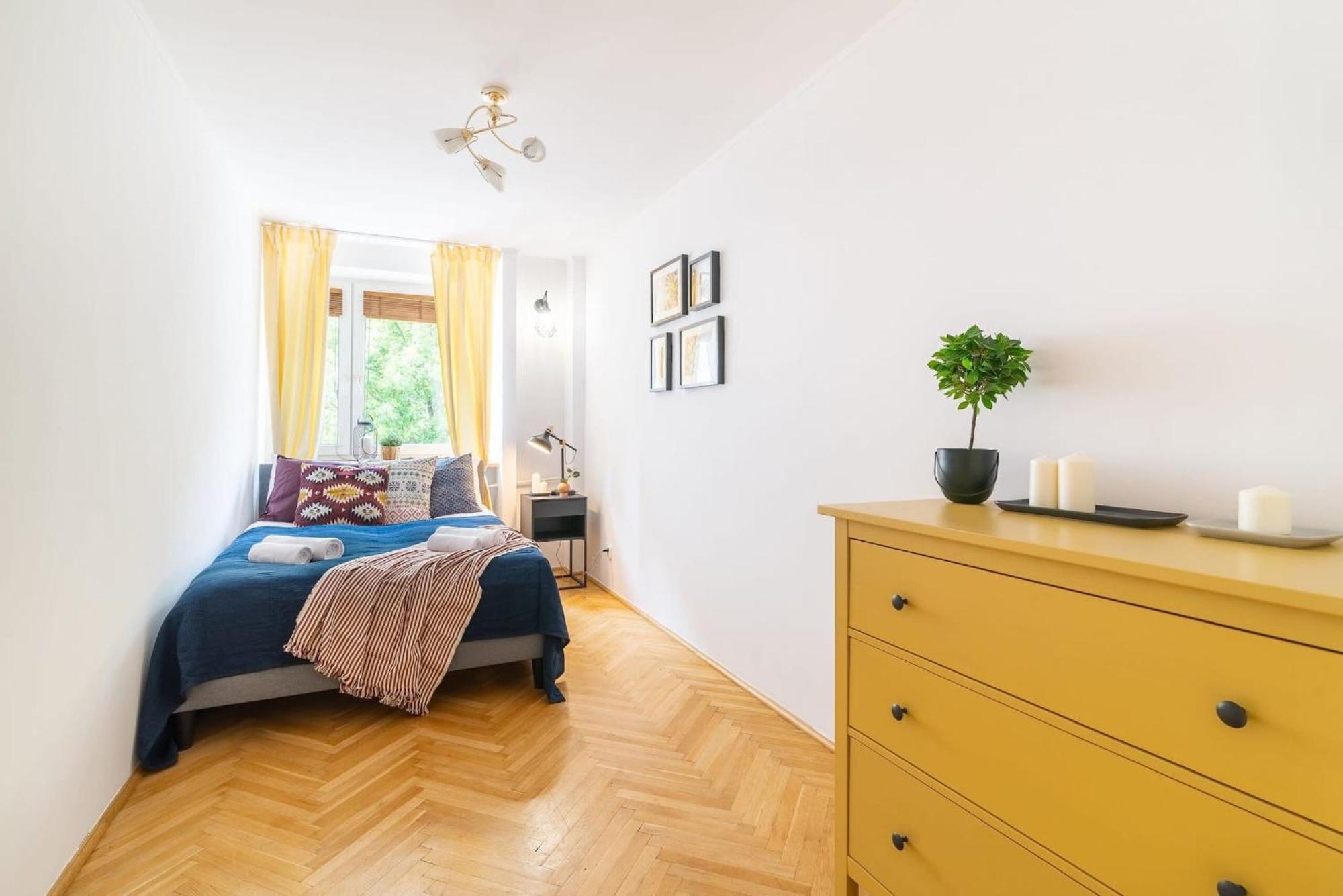 Smolna 8 - Warm With Balcony By Renters Warschau