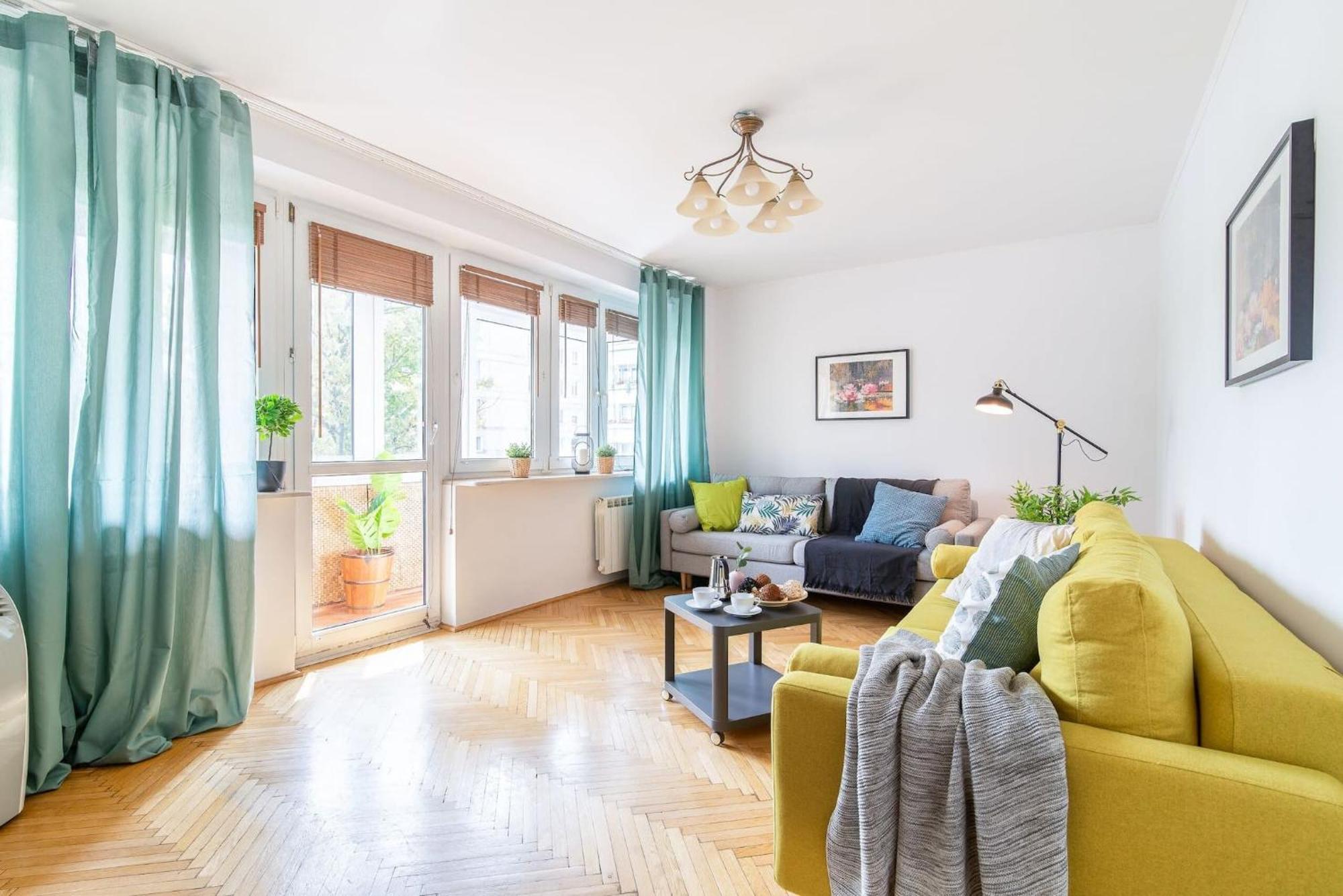 Smolna 8 - Warm With Balcony By Renters * Warschau